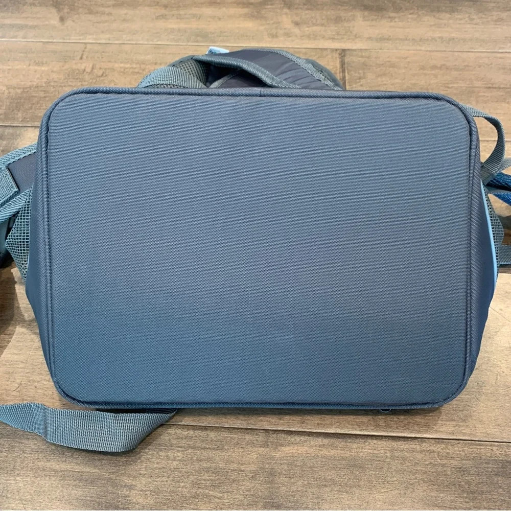 Outward Hound PoochPouch Front Dog Carrier - size medium, gray